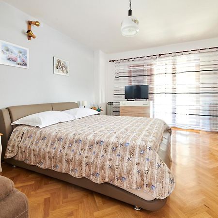 Haus Ana Lägenhet Poreč Rum bild