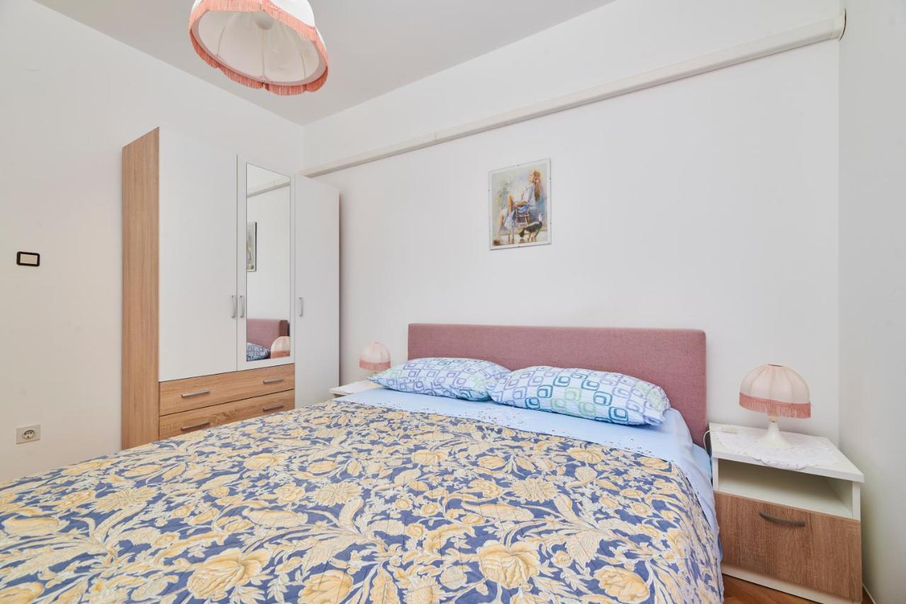 Haus Ana Lägenhet Poreč Exteriör bild